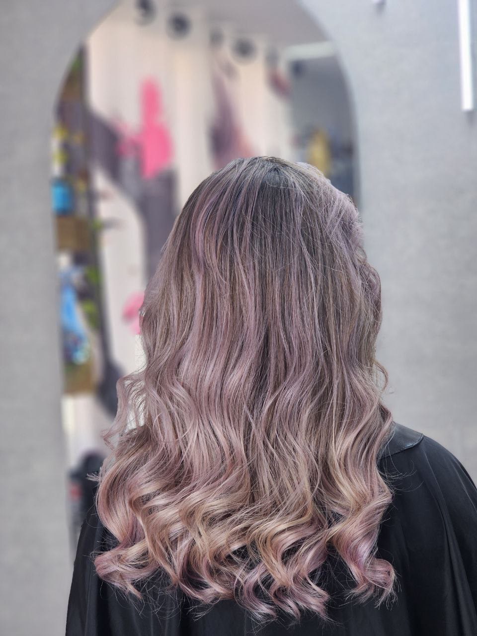 photo_5823394828228693090_y